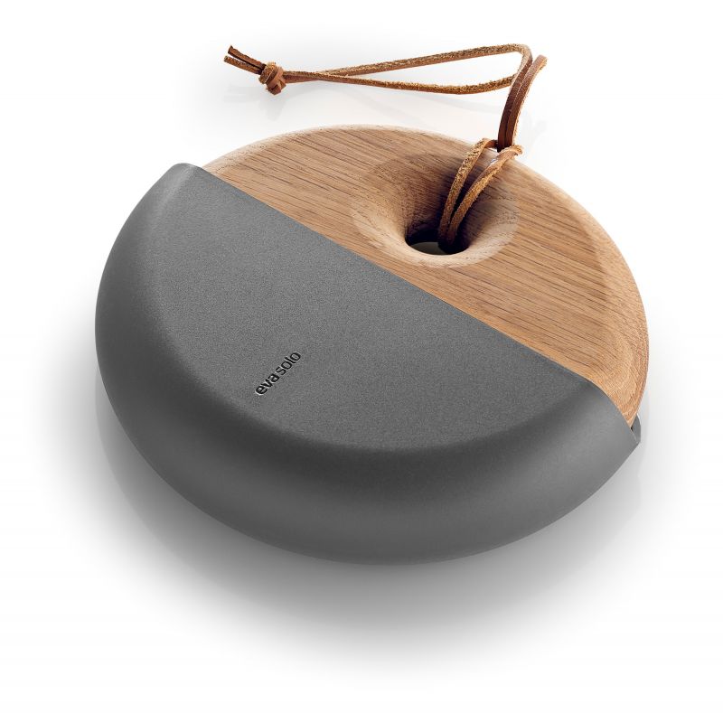 Eva Solo Kehrblech EINZELSTÜCK aus Holz und grauem Kunststoff mit Lederaufhängung, modernes Design für Haushalt und Reinigung.